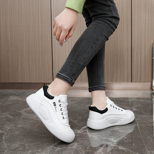 Damen Sportliche Sneakers im modischen Design mit dämpfender Laufsohle EB