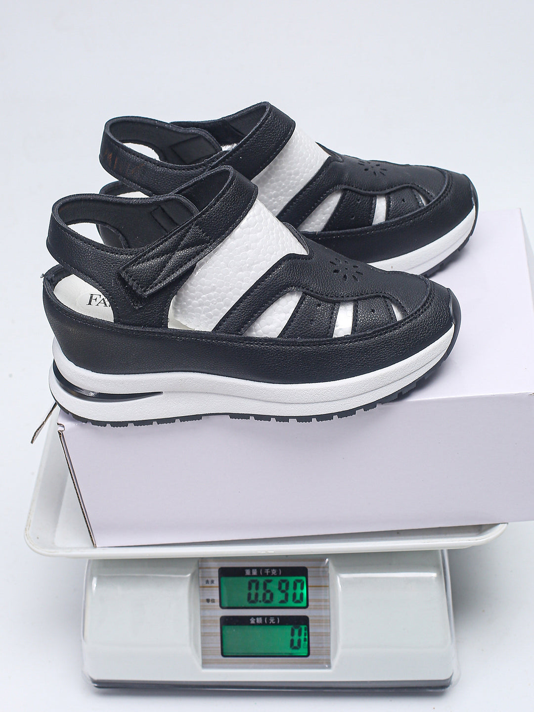 Damen Keilsandalen mit verstellbarem Klettverschluss und orthopädischer Komfortsohle EB