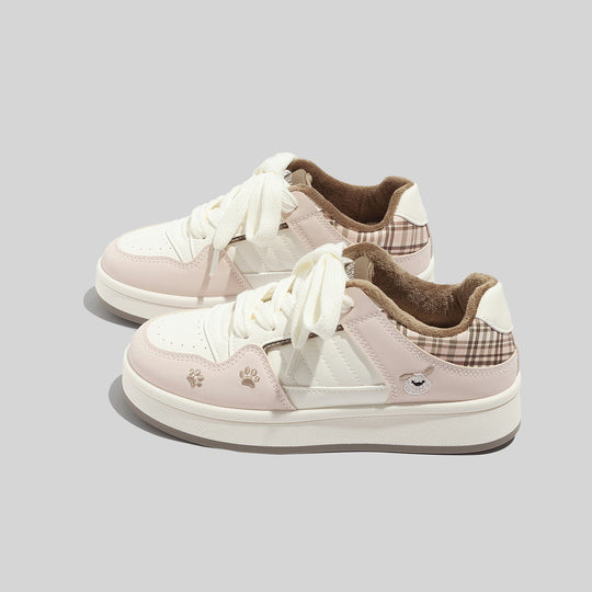 Damen Sportliche Sneakers mit verspieltem Tiermotiv und samtigen Akzenten EB
