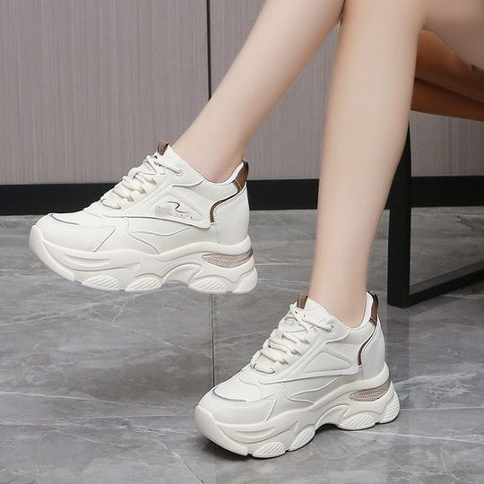 Damen Sportliche Chunky Sneakers mit atmungsaktiven Einsätzen und komfortabler Dämpfung EB
