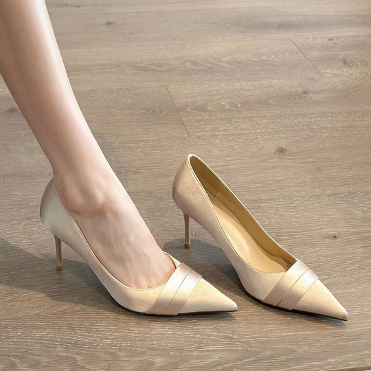 Damen elegante spitze Pumps mit Zierschleifen EB