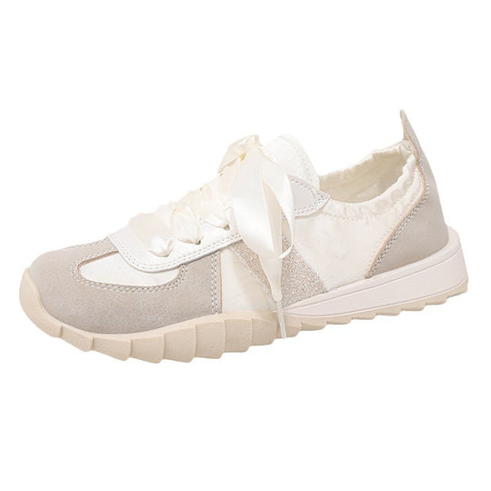 Damen Sneakers mit glänzenden Schnürsenkeln und atmungsaktivem Mesh-Obermaterial EB