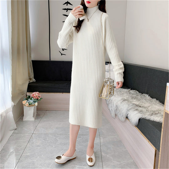 Damen Strickmaxikleid mit Hohem Kragen und Feiner Rippstruktur EB