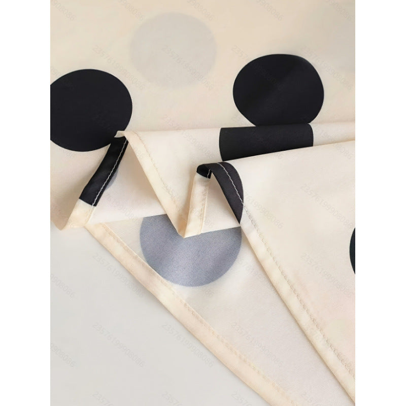 Damen Abendkleid mit elegantem Punktmuster und schmalen Spaghettiträgern EB