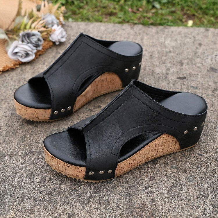 Damen Komfortable Plateau-Pantoletten mit modischem Schnitt EB