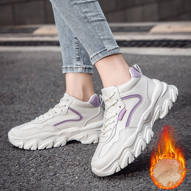 Damen Sportliche Chunky Sneaker mit praktischer Schnürung und dämpfender Sohle EB