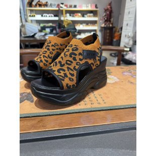 Damen Sneaker-Sandalen mit atmungsaktivem Obermaterial und rutschfester Sohle EB