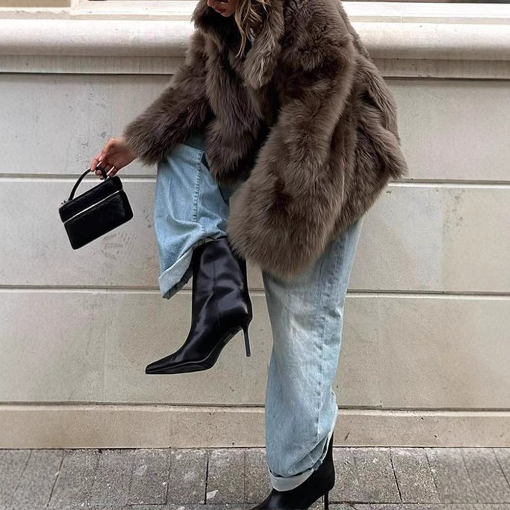 Damen Pelzjacke im modernen Oversize-Stil mit gemütlichem Kragen EB