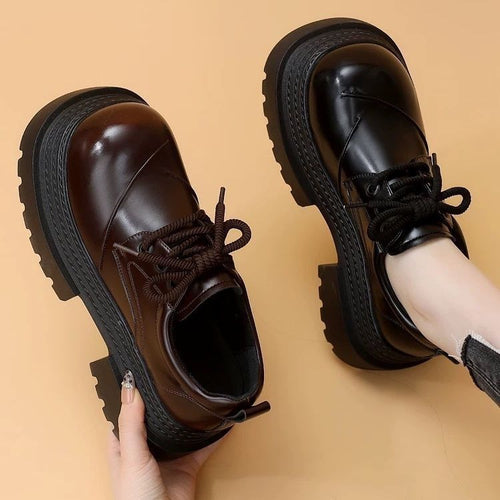 Damen Modische Derby-Schnürschuhe mit robuster Sohle und glänzender Oberflächenstruktur EB