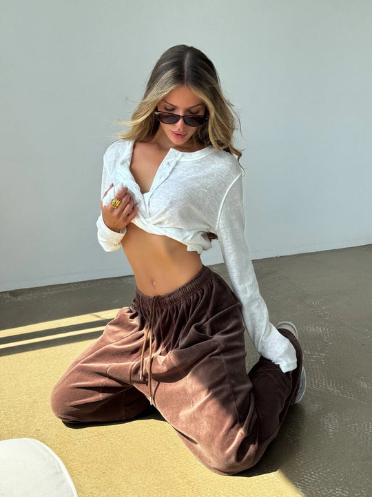 Damen weite Velours-Hose mit elastischem Bund und praktischen Seitentaschen EB