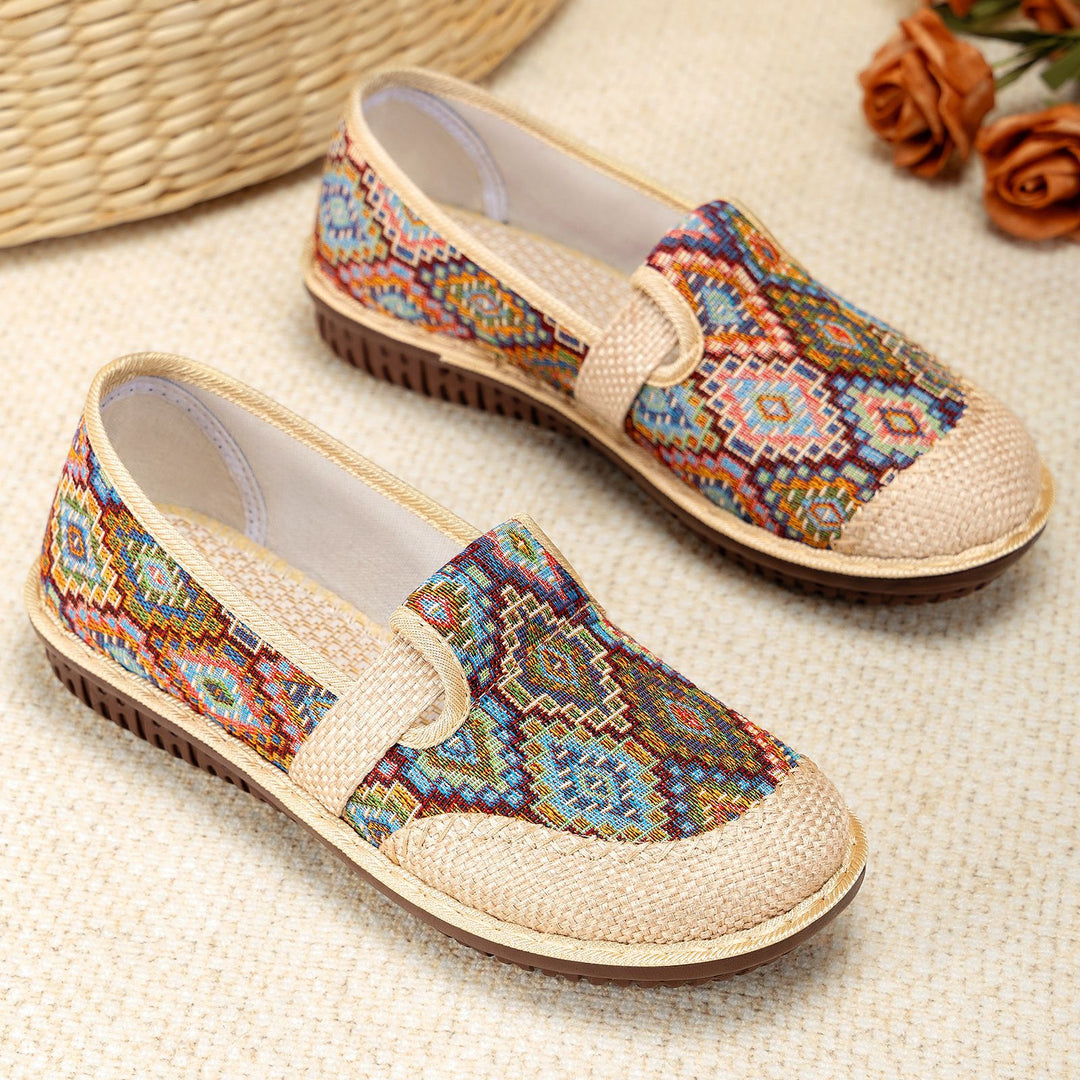 Damen Bequeme Slip-On Clogs mit buntem Jacquard-Muster EB