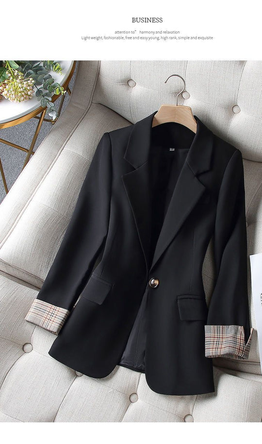 Damen Eleganter Blazer mit modernen Karodetails EB