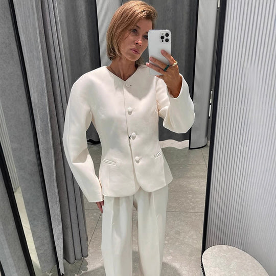 Damen Elegante Blazerjacke mit modischen Puffärmeln und dekorativem Knopfdesign EB