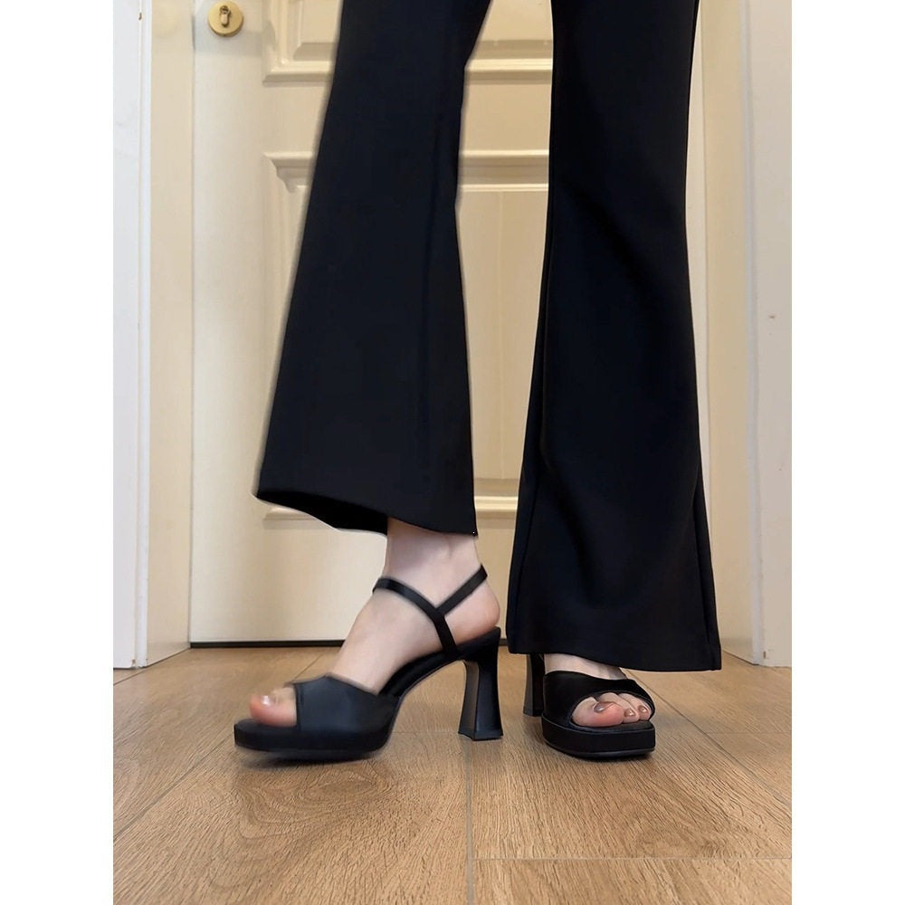 Damen elegante Sandalen mit modischem Absatz EB