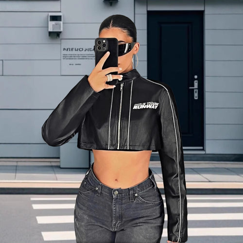 Damen cropped Kunstlederjacke mit sportlichen Zierelementen EB