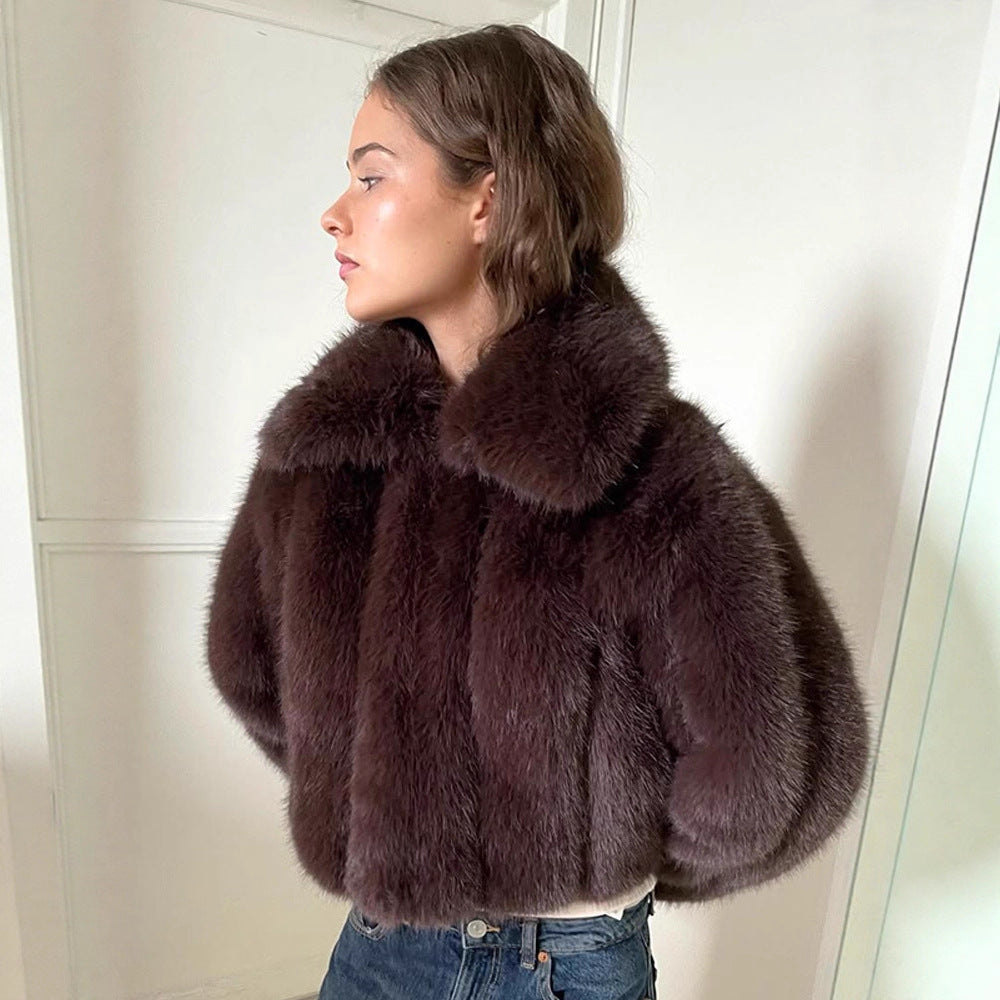 Damen Kunstfelljacke im modischen Cropped-Stil EB