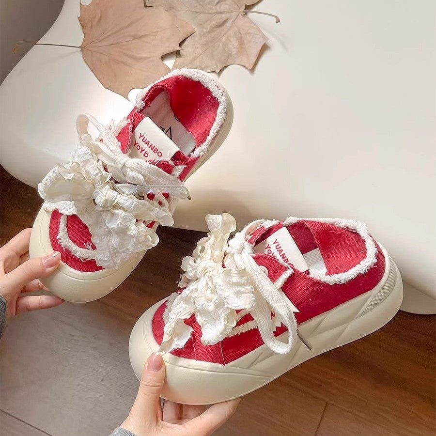 Damen Sneaker mit 3D-Rüschen-Design und atmungsaktivem Obermaterial EB