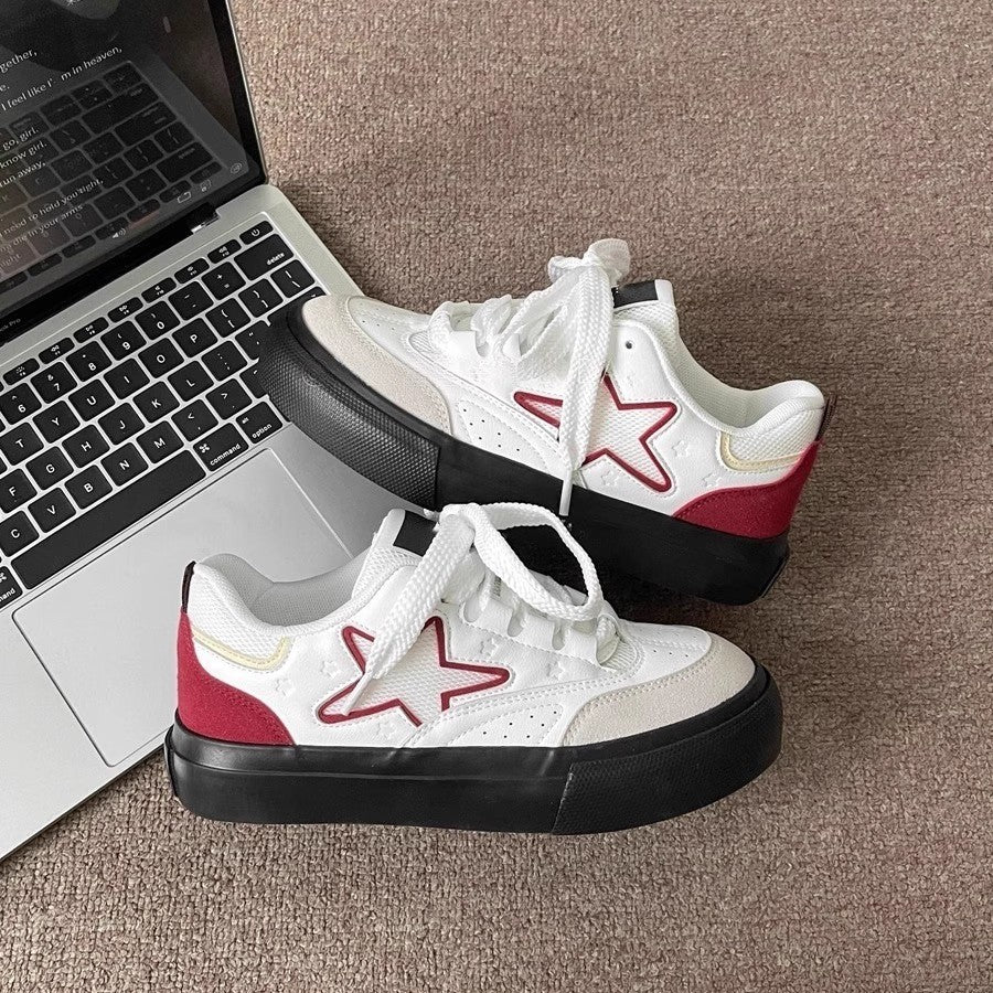 Damen Sportliche Sneakers mit kreativen Sternenapplikationen EB