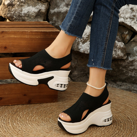 Damen luftige Wedge-Sandalen mit perforiertem Obermaterial und komfortablem Fußbett EB