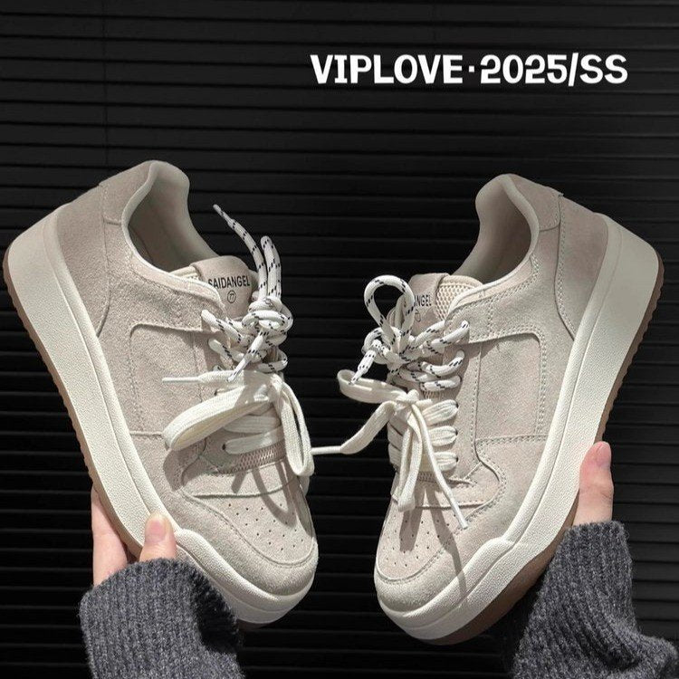 Damen Sneakers mit bequemer Oberfläche und modernem Design EB