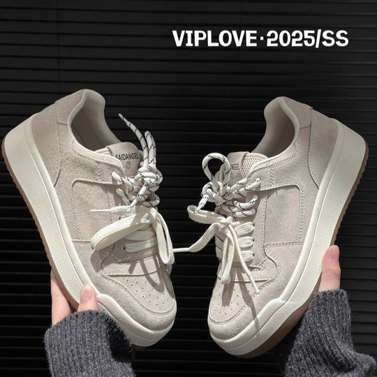 Damen Sneakers mit bequemer Oberfläche und modernem Design EB