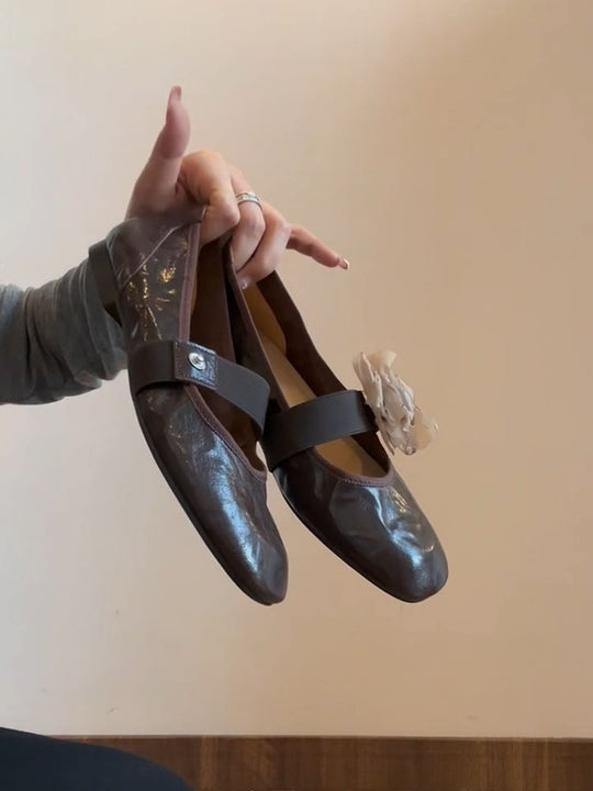 Damen Ballerinas mit floralem Dekor und elastischem Riemen EB