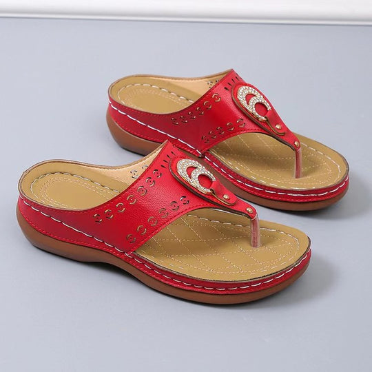 Damen Wedge-Sandaletten mit stilvollem Dekor und gepolstertem Fußbett EB