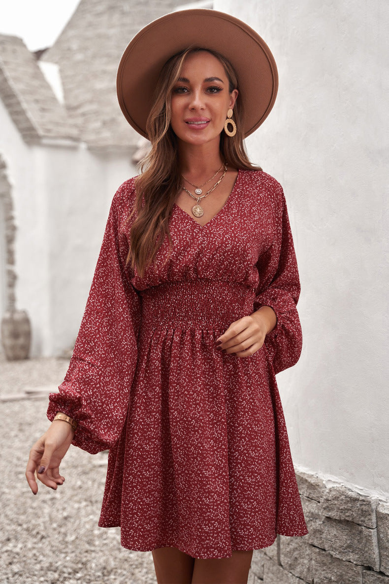Damen zeitloses Kleid mit Raffungen EB