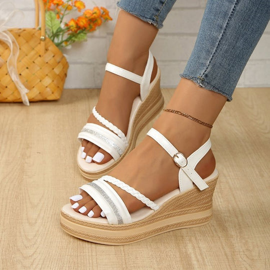 Damen Wedge-Sandalen mit elegantem Riemendesign EB