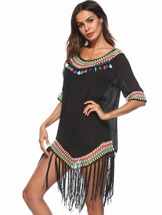 Damen Strandüberwurfkleid mit fransigem Saum und buntem Häkelmuster EB