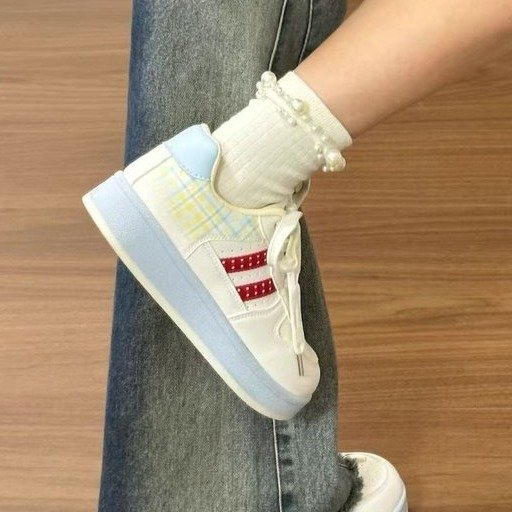 Damen Sneaker mit modischem Karo-Design und dämpfender Komfortsohle EB