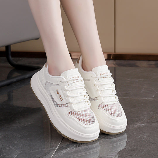 Damen Sportliche Sneakers mit atmungsaktiver Netzstruktur und federleichter Sohle EB