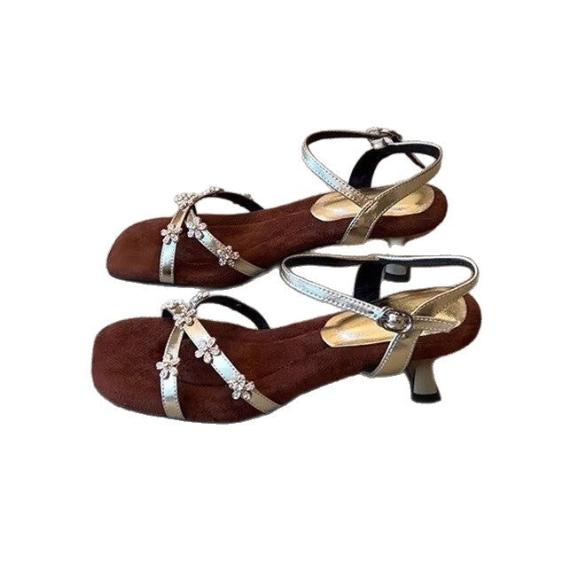 Damen elegante Sandaletten mit dekorativen Blumenschmuckdetails EB