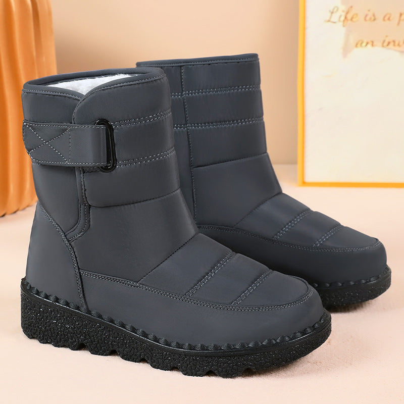 Damen Isolierte Winterstiefel mit praktischem Klettverschluss EB