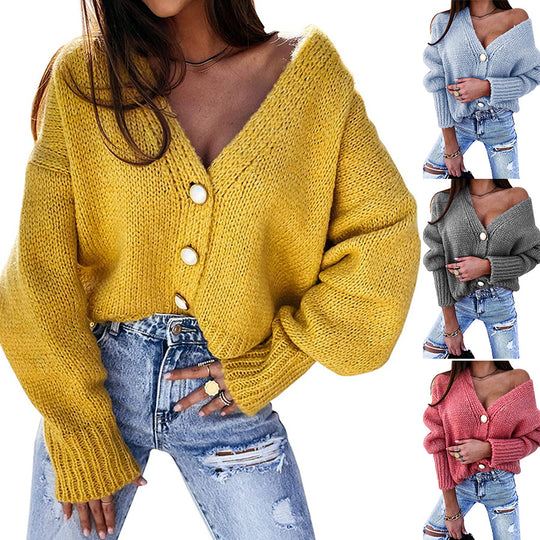 Damen Kuscheliger Cardigan mit tiefem V-Ausschnitt und dekorativen Knöpfen EB