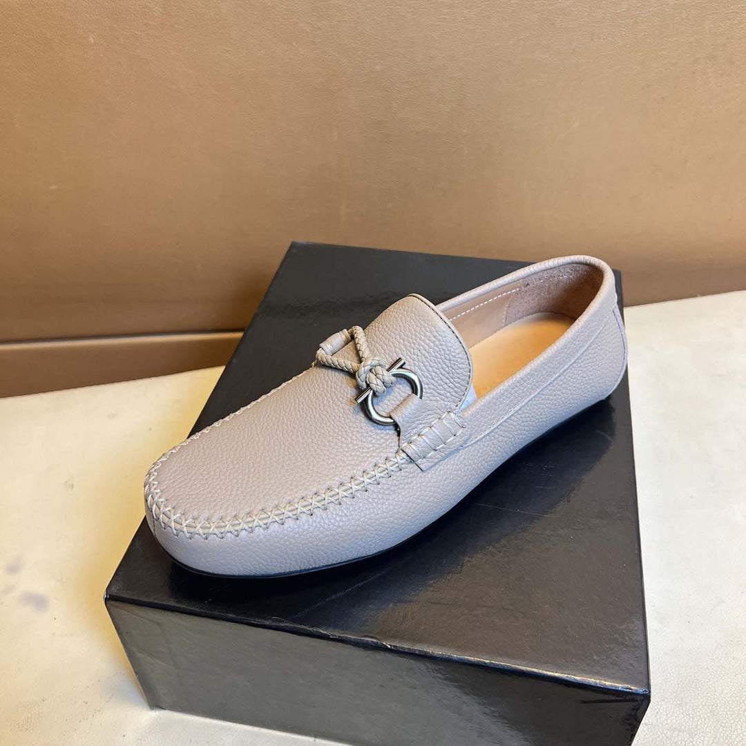 Damen Mokassin mit stilvollem Zierdetail aus hochwertigem Leder EB