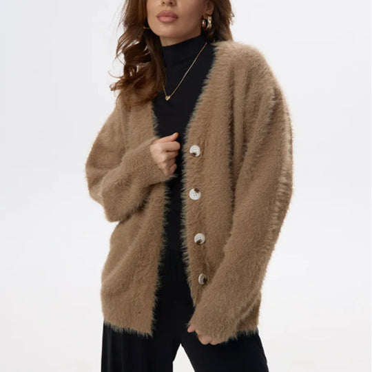 Damen Flauschiger Mohair‑Optik Knopfcardigan mit überschnittener Schulter und Perlmuttknöpfen EB