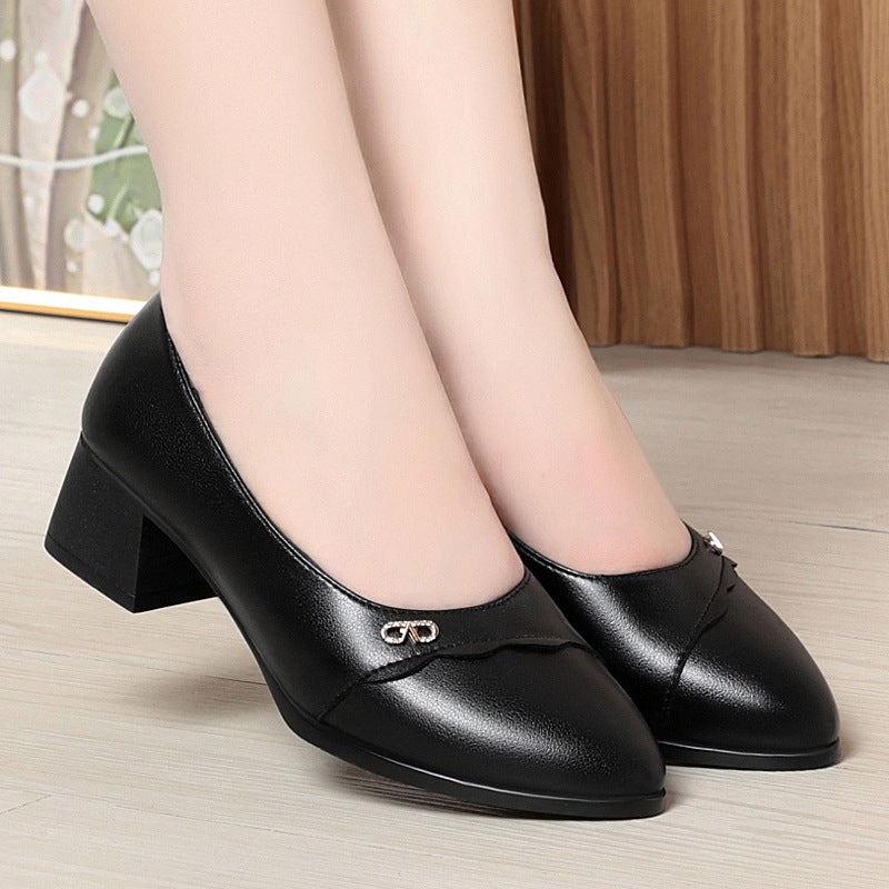 Damen Elegante Pumps mit komfortablem Blockabsatz und dekorativem Akzent EB
