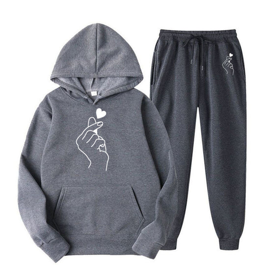 Damen Jogginganzug mit kreativem Herzmotiv und bequemer Passform EB
