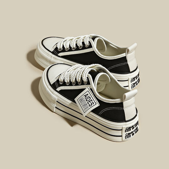 Damen modische Sneakers mit einzigartigen Details und robustem Sohlenprofil EB