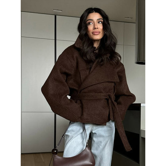Damen Oversized Wolljacke mit modischem Gürtel und praktischem Knopfdetail EB