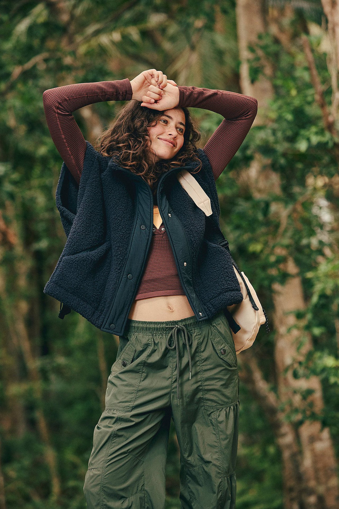 Damen Kapuzenjacke aus kuscheligen Fleece mit regulierbarem Saum EB