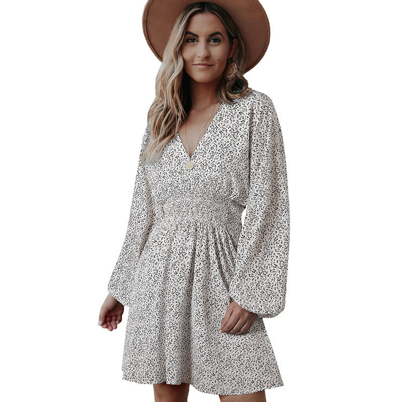 Damen zeitloses Kleid mit Raffungen EB