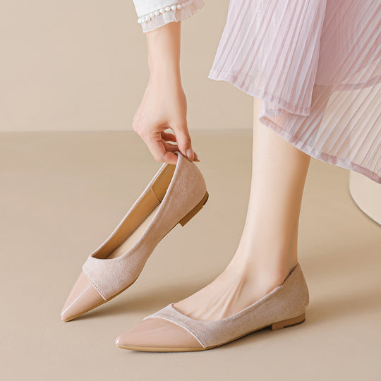 Damen elegante Ballerinas mit spitzem Zehendesign und schimmerndem Lackeinsatz EB