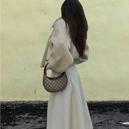 Damen Wickeljacke mit weiten Ärmeln und dekorativem Knopf EB