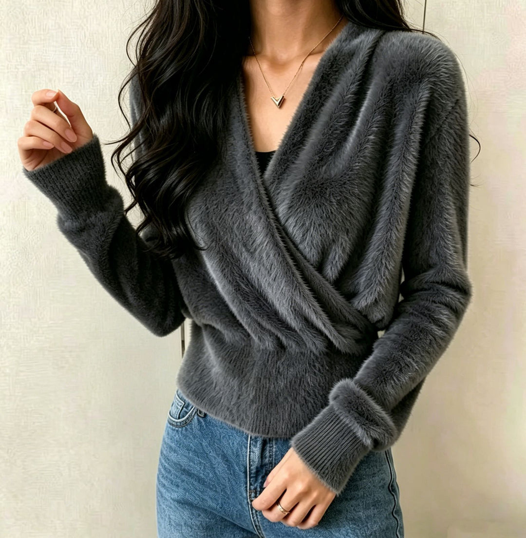 Damen Kuscheliger Wickel‑Pullover aus Faux‑Fur mit tiefem V‑Ausschnitt EB