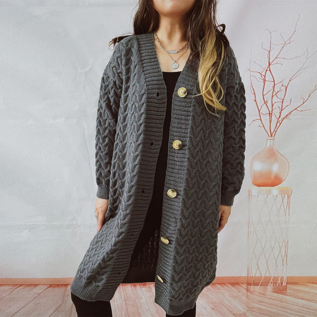 Damen Strickjacke mit strukturierter Zopfstrickoptik und dekorativen Knopfdetails EB
