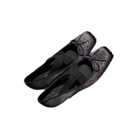 Damen Ballerinas mit modischem Kreuzriemendesign und perforierter Oberfläche EB