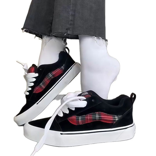 Damen Modische Sneakers mit kariertem Design und bequemem Fußbett EB
