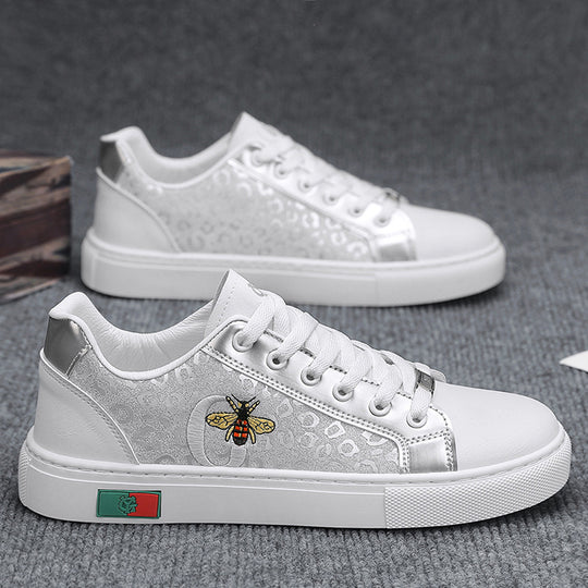 Damen Sneaker mit hochwertigem, verziertem Obermaterial und seitlichem Bienenmotiv EB